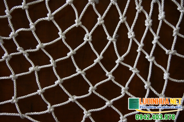 Cô Mi đặt mua 1.000 mét vuông lưới an toàn LH01AT để lắp đặt tại nhà giữ trẻ