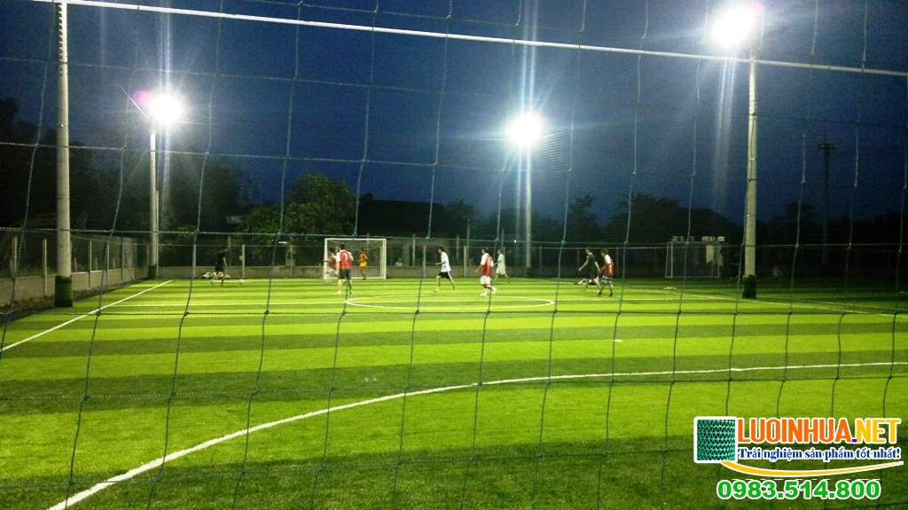 Nên mua lưới quây sân bóng 380/60x13cm ở đâu đảm bảo chất lượng uy tín