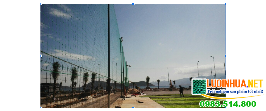 Lưới sân bóng đá là gì