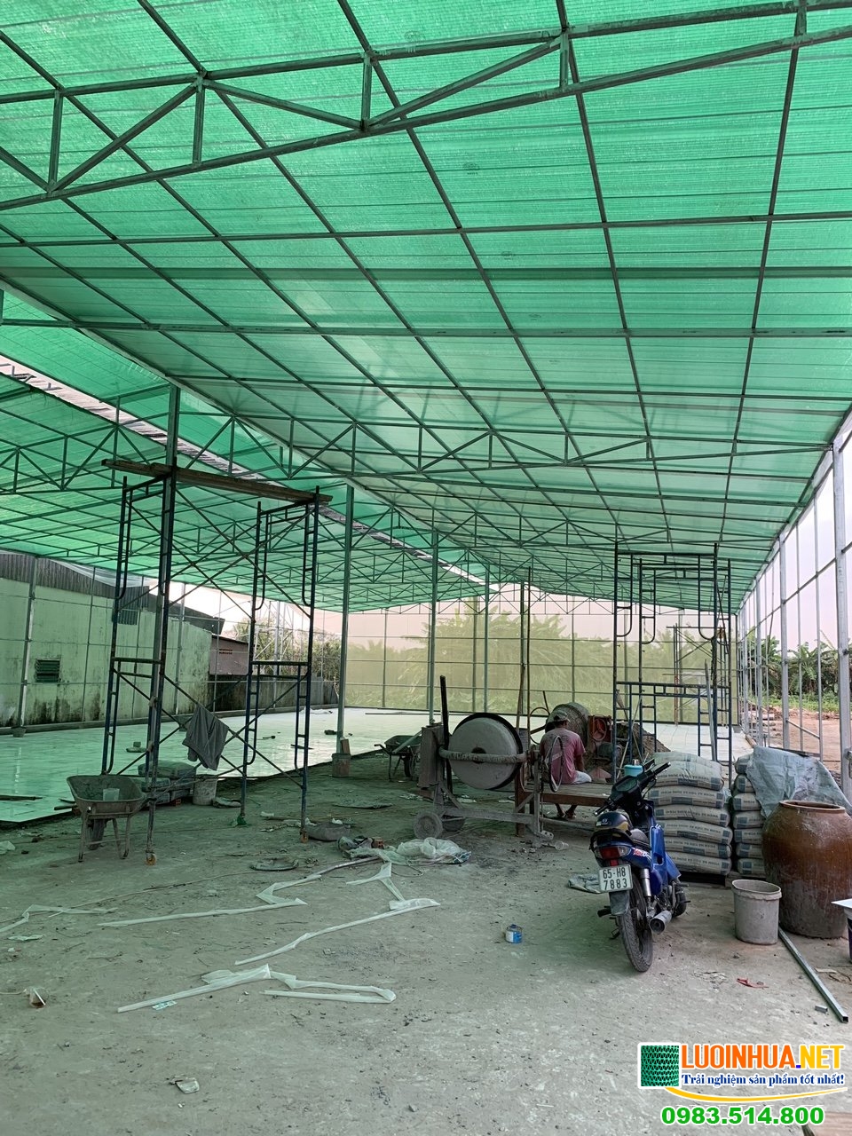 Cung cấp lưới chắn côn trùng làm vườn rau thủy canh cho chị Mai